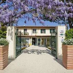 Hotel La Pace, Forte dei Marmi